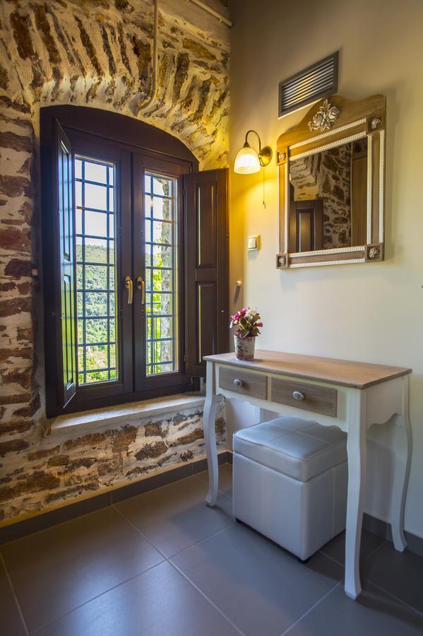 Thalia Traditional Guest House Promirion Extérieur photo