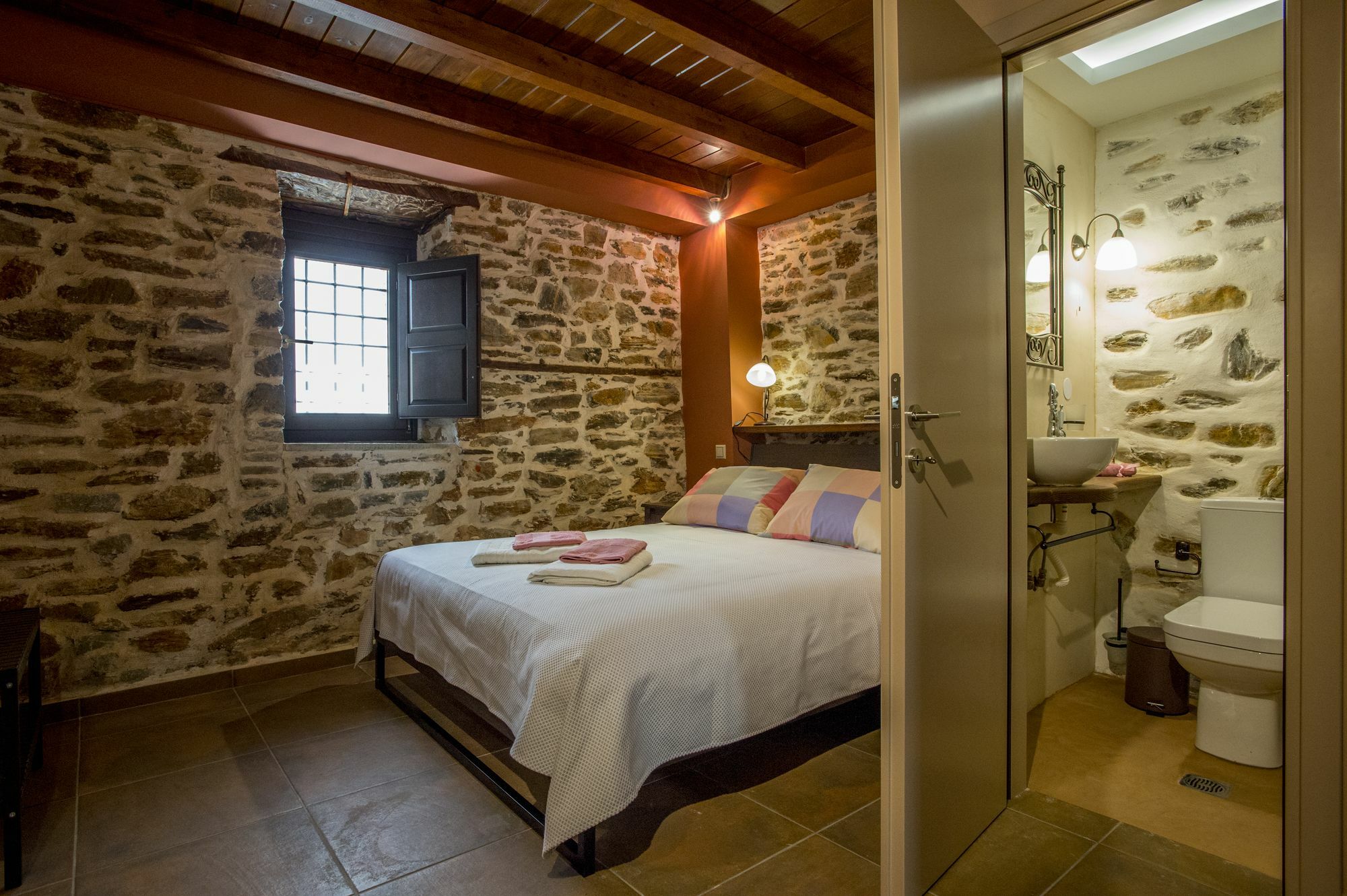 Thalia Traditional Guest House Promirion Extérieur photo